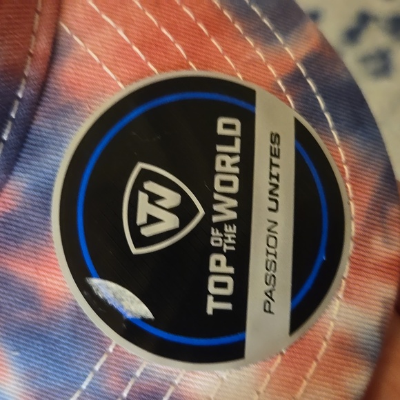 NWT University Of Kentucky Tye Dyed Cap.  Snapback Top Of The World - Picture 11 of 11